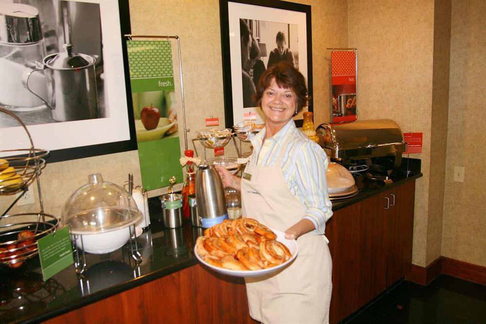 Hampton Inn Columbus/Delaware I-71 North Sunbury Restoran foto